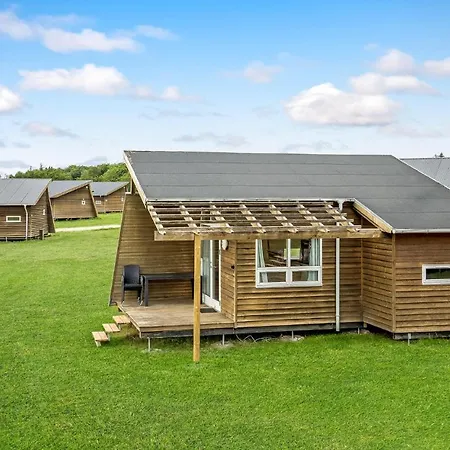 1 Bedroom Beautiful In Holiday home